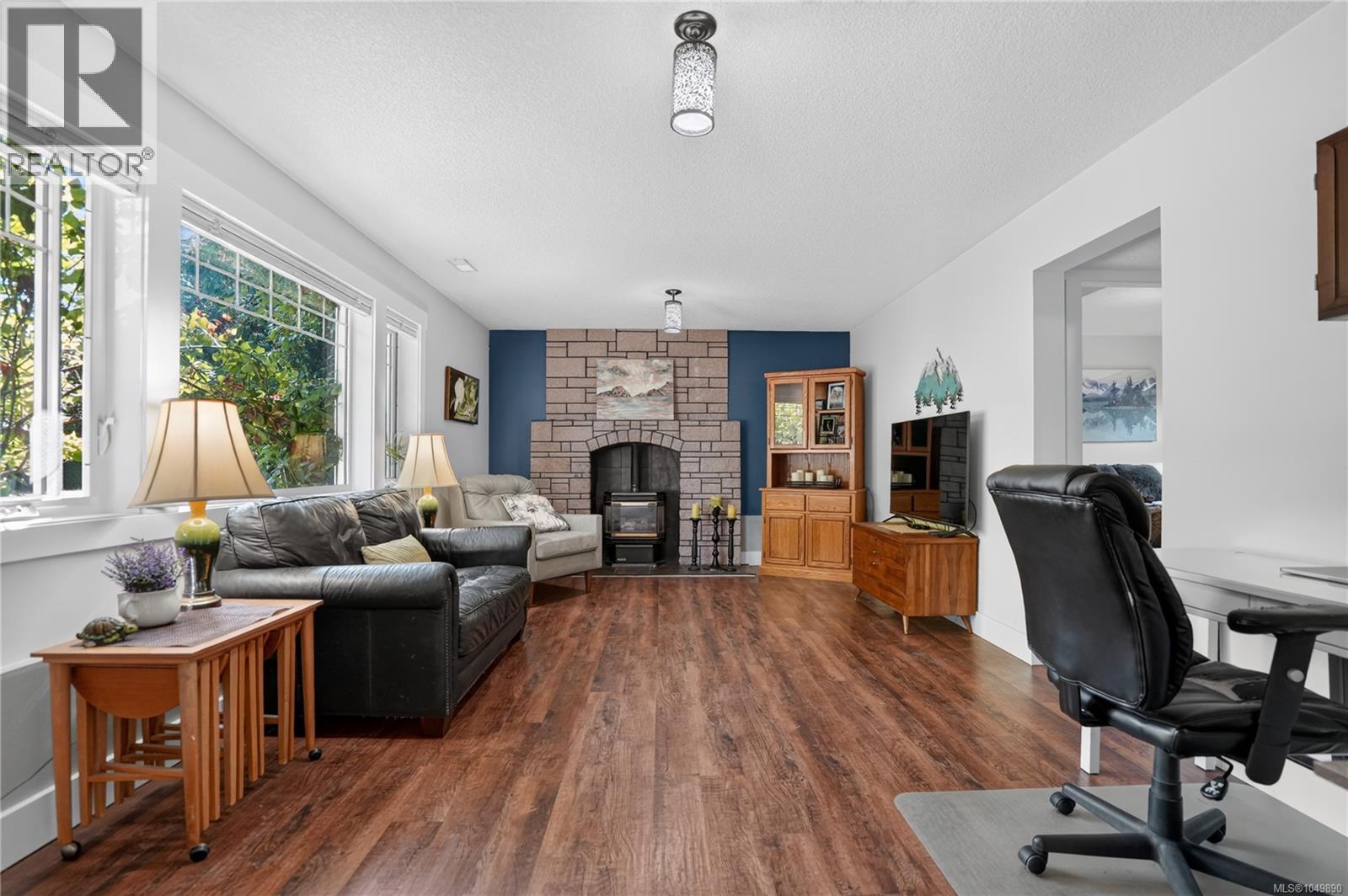 853 Glenhale Cres - Image 59