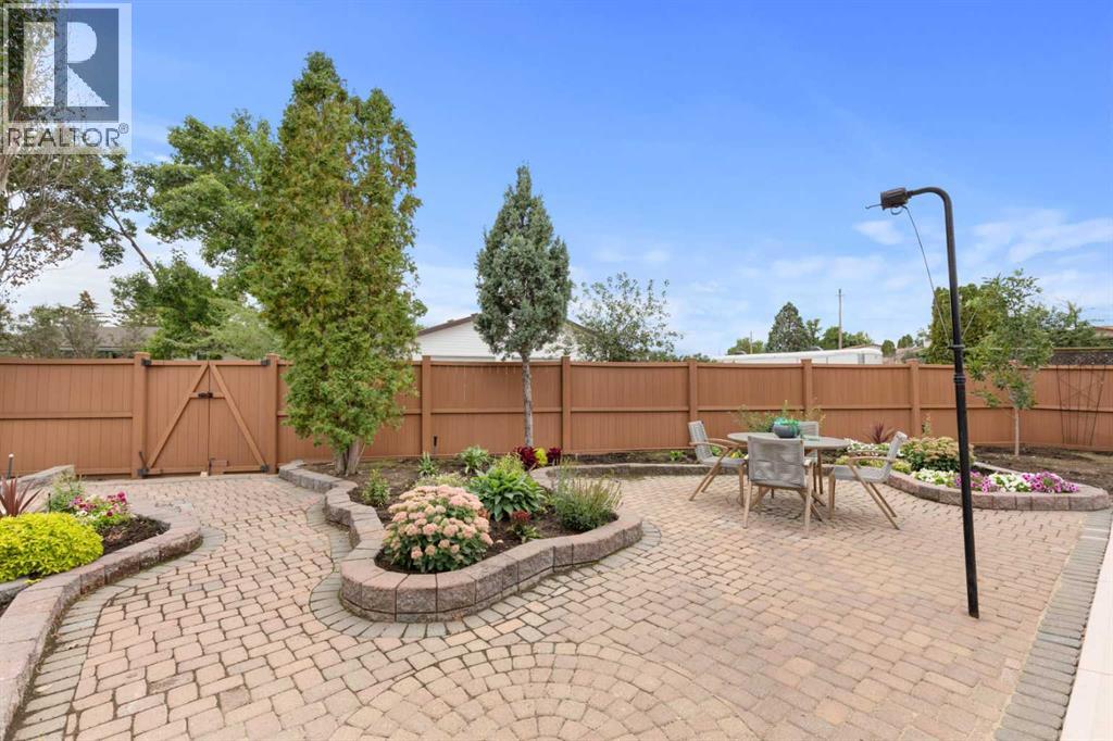 Photo 48
