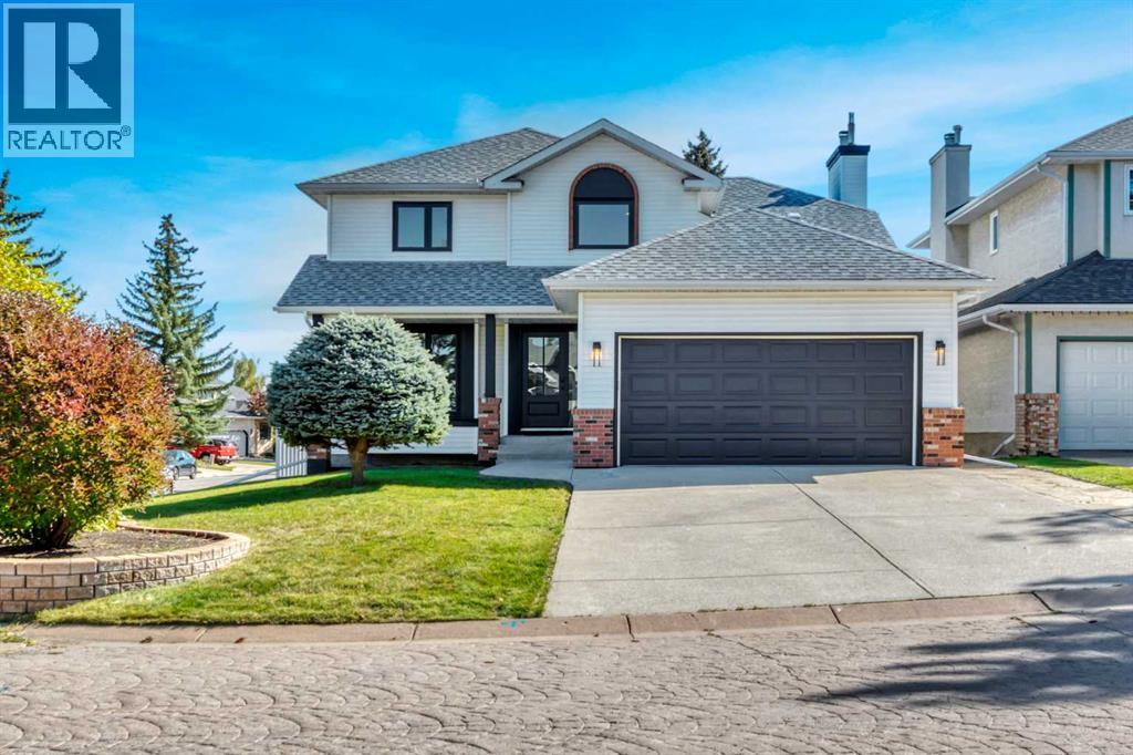 Property for sale at 238 Hawktree Bay NW