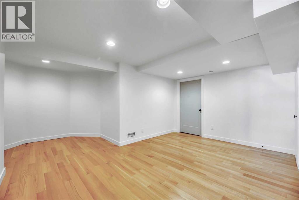 238 Hawktree Bay NW - Image 40