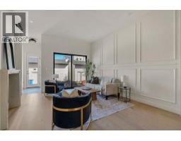 2pc Bathroom - 2022 36 Street Sw, Calgary, AB T3E2Z1 Photo 13