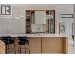 2022 36 Street SW - photo 4