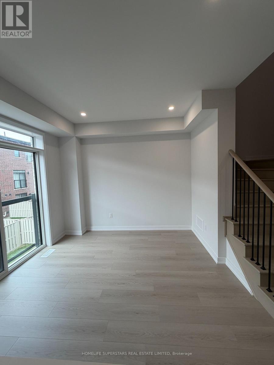 48 DANIELLE MOORE CIRCLE, Toronto (Bendale) — photo 8