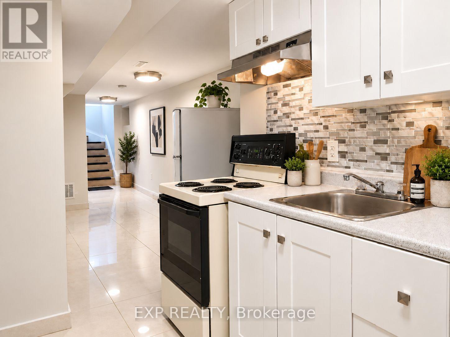 Photo of 801 Pape Avenue