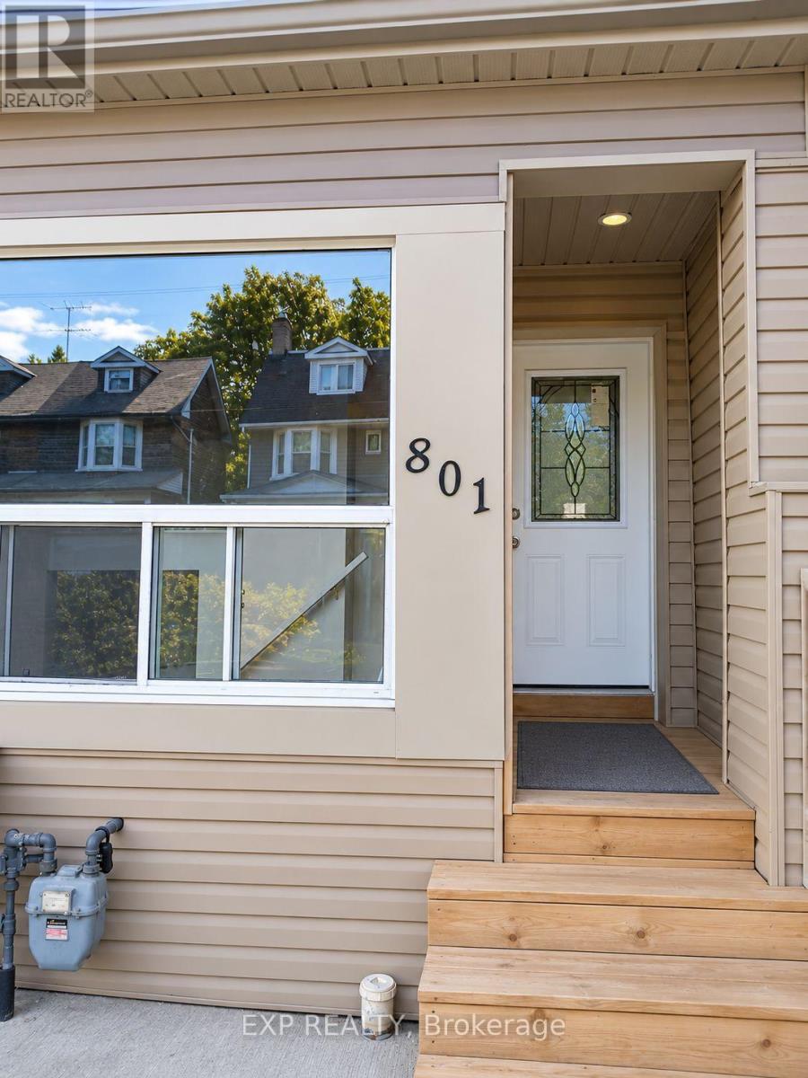LOWER - 801 PAPE AVENUE, Toronto (Danforth) — photo 7