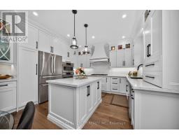 61 Fieldview Drive, Brampton, ON L6P2Y2 Photo 10