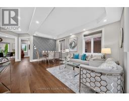61 Fieldview Drive, Brampton, ON L6P2Y2 Photo 6