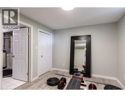 907 Doon Village Road, Kitchener, ON N2P1A1 Photo 33