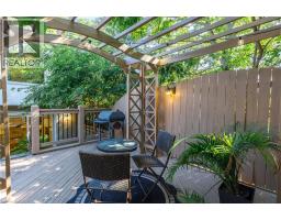 907 Doon Village Road, Kitchener, ON N2P1A1 Photo 39