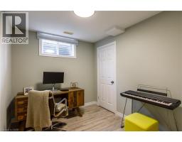 907 Doon Village Road, Kitchener, ON N2P1A1 Photo 22