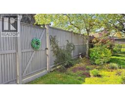 1568 Marine Cir, French Creek, BC V9P1Y6 Photo 33