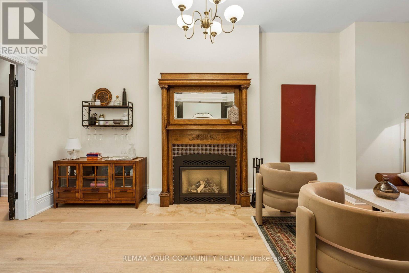 21 LAURIER AVENUE E, Toronto (Cabbagetown-South St. James Town) — photo 6