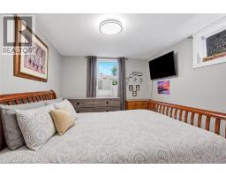 Bedroom - 287 Santone Avenue, Welland, ON L3C2J7 Photo 9