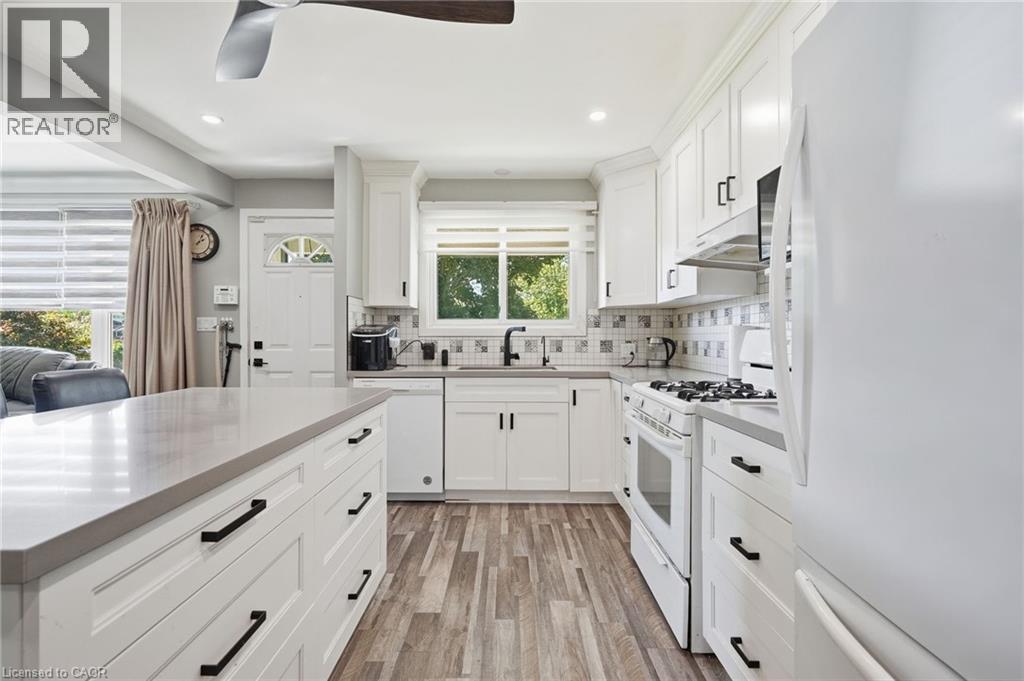 287 SANTONE Avenue - 8