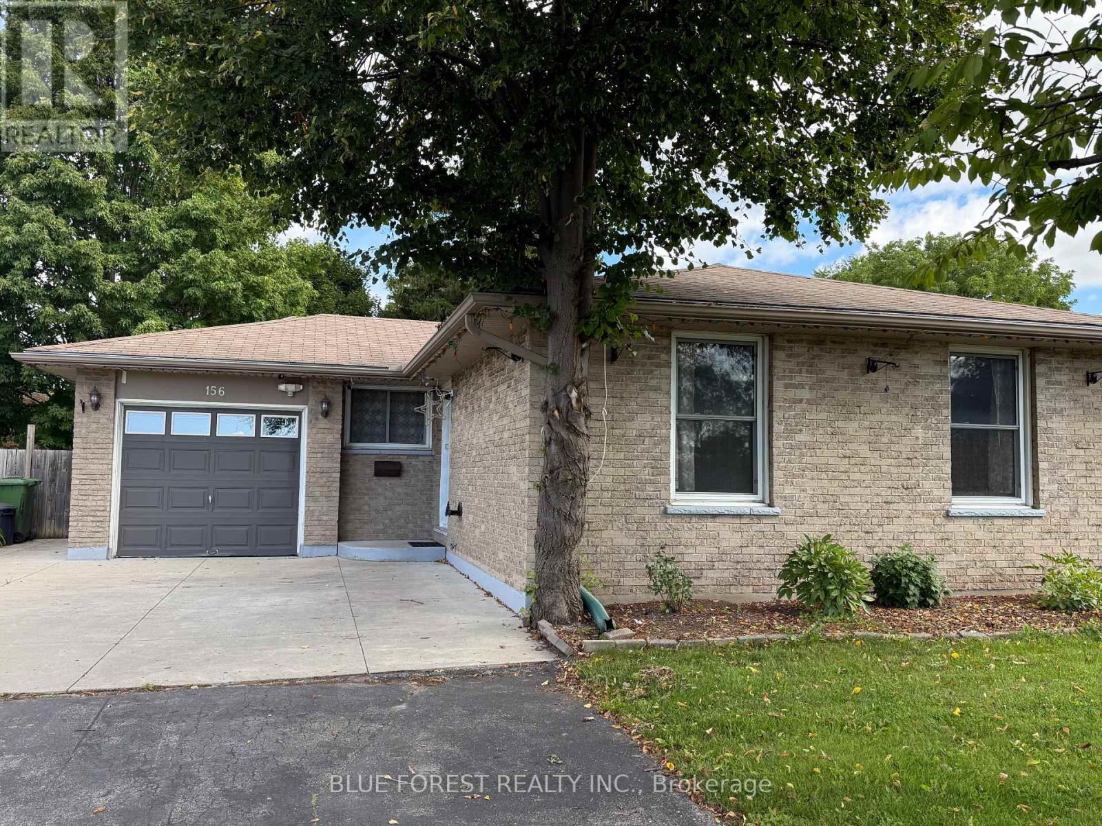 156 SOUTH EDGEWARE ROAD, St. Thomas