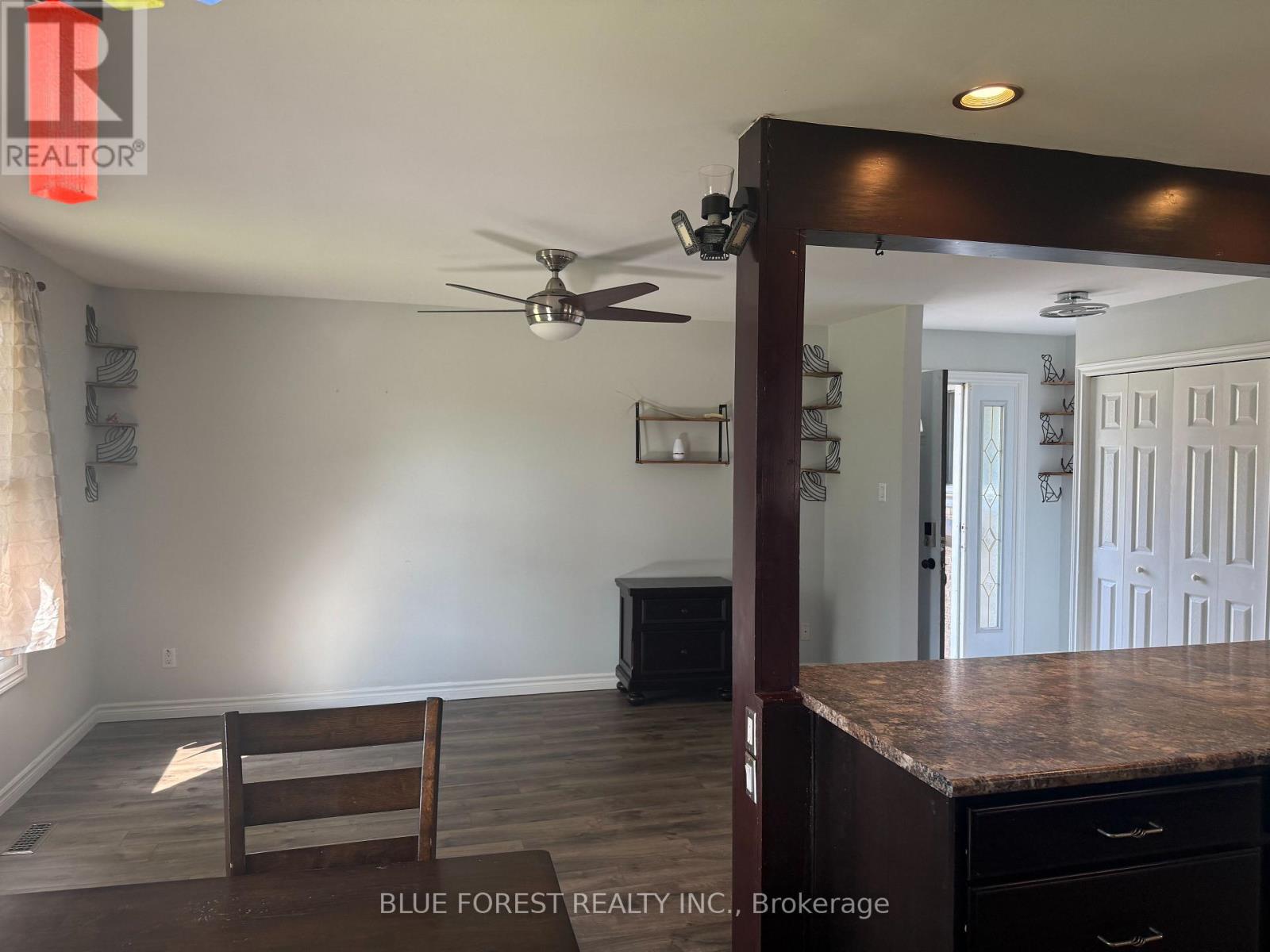 156 SOUTH EDGEWARE ROAD, St. Thomas — photo 6