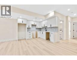 2433 23 Street Nw, Calgary, AB T2M3Y3 Photo 28