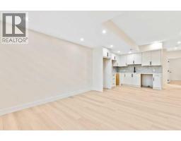2433 23 Street Nw, Calgary, AB T2M3Y3 Photo 32