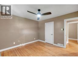 212 Blackthorn Road Nw, Calgary, AB T2K3S3 Photo 15