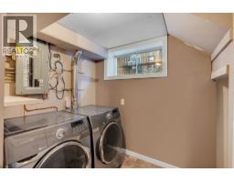 212 Blackthorn Road Nw, Calgary, AB T2K3S3 Photo 25