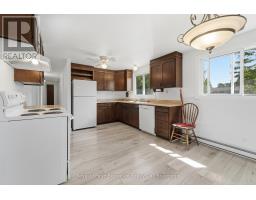 Laundry room - 10 Inverness Street N, Kincardine, ON N2Z1J4 Photo 8