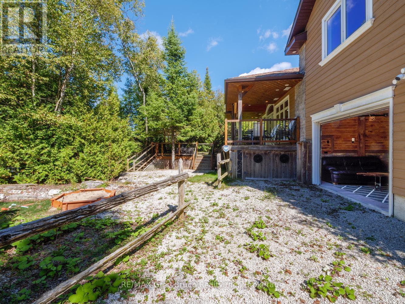 150 WALTER CHARMAN DRIVE - Image 32