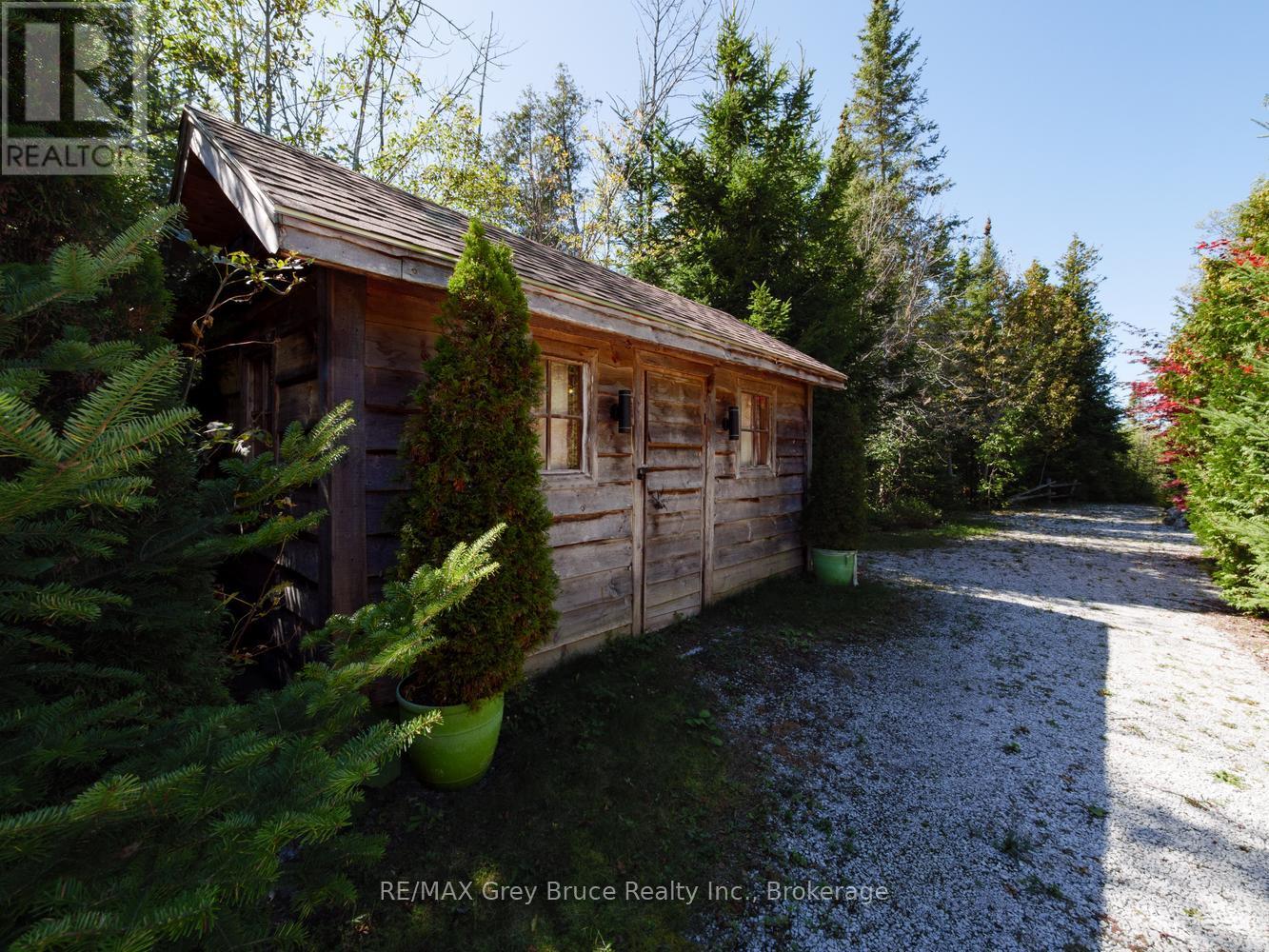 150 WALTER CHARMAN DRIVE - Image 40