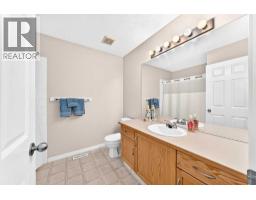 124 WEST LAKEVIEW Drive - photo 26