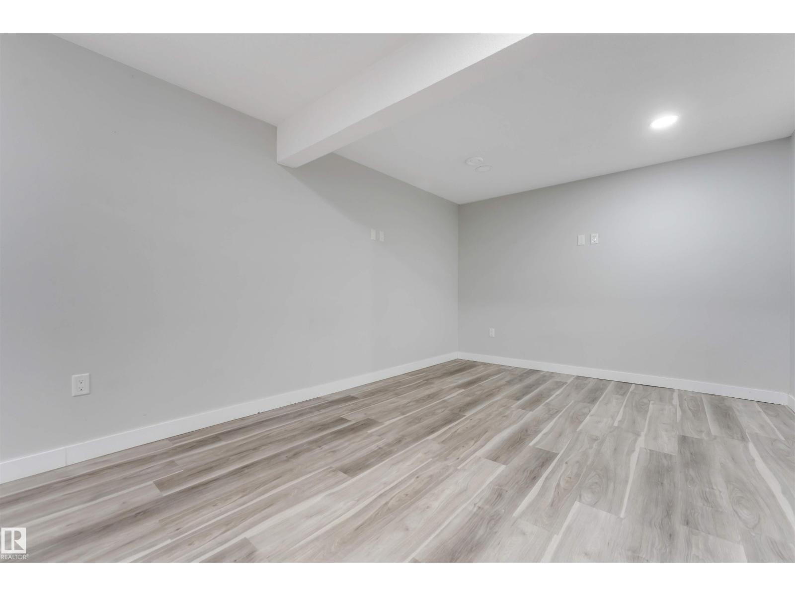 2743 COLLINS CR SW - 39