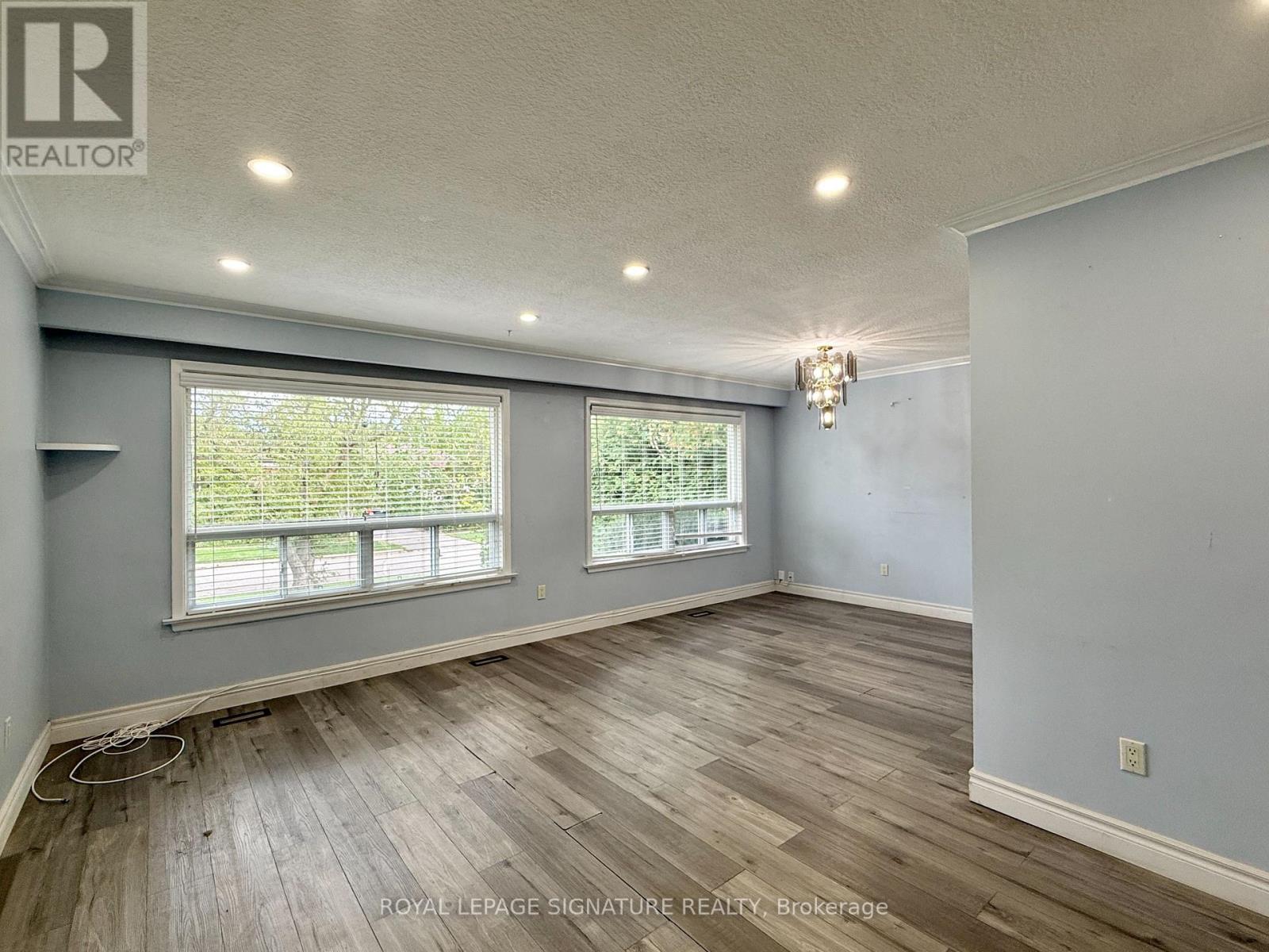 4 WANTANOPA CRESCENT, Toronto (Woburn) — photo 2
