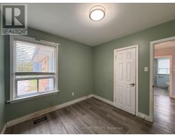 4 Wantanopa Crescent, Toronto, ON M1H2B3 Photo 20