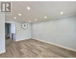 Bedroom 2 - 4 Wantanopa Crescent, Toronto, ON M1H2B3 Photo 6
