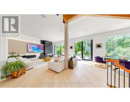 Family room - 33 Thorny Brae Drive, Markham, ON L3T3G5 Photo 6