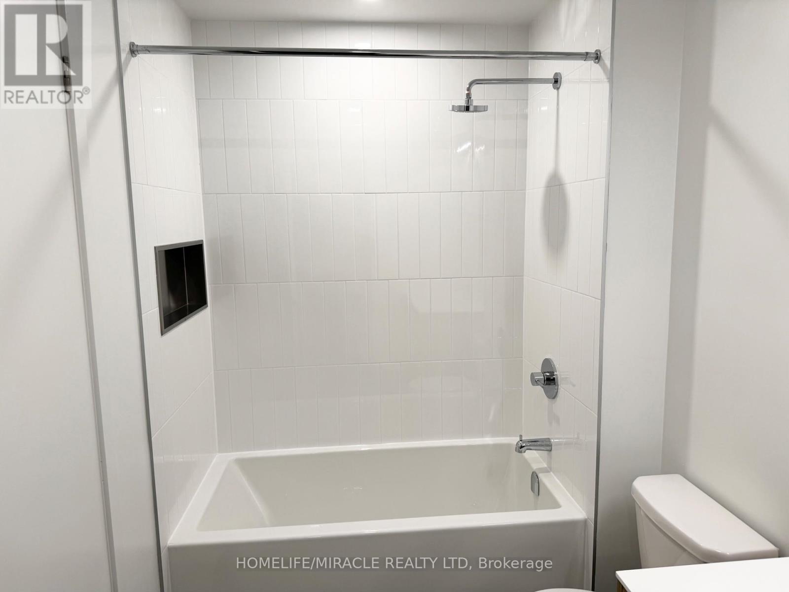 2210 - 7950 BATHURST STREET, Vaughan (Beverley Glen) — photo 10