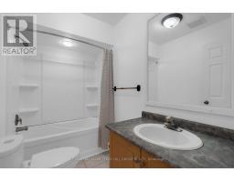 42 Kell Place, Barrie, ON L4N9K5 Photo 10