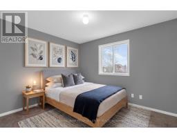 Bedroom 3 - 42 Kell Place, Barrie, ON L4N9K5 Photo 9