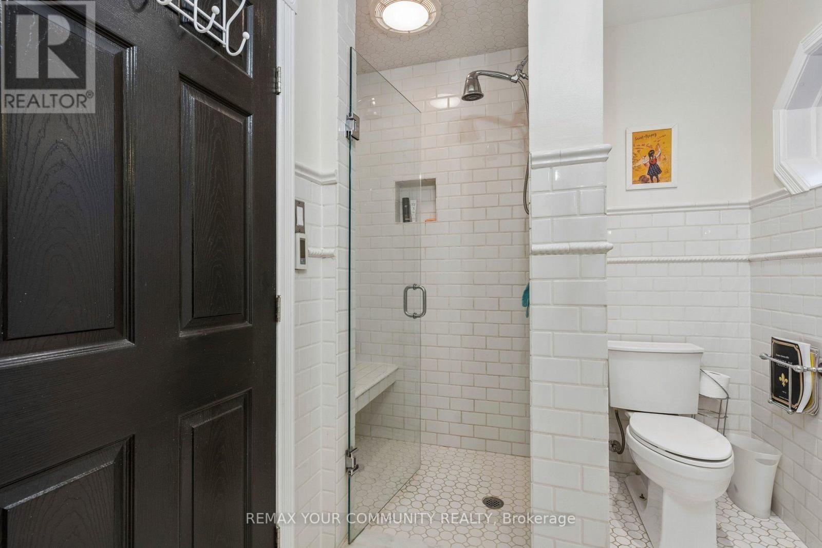 21 LAURIER AVENUE E - Image 41