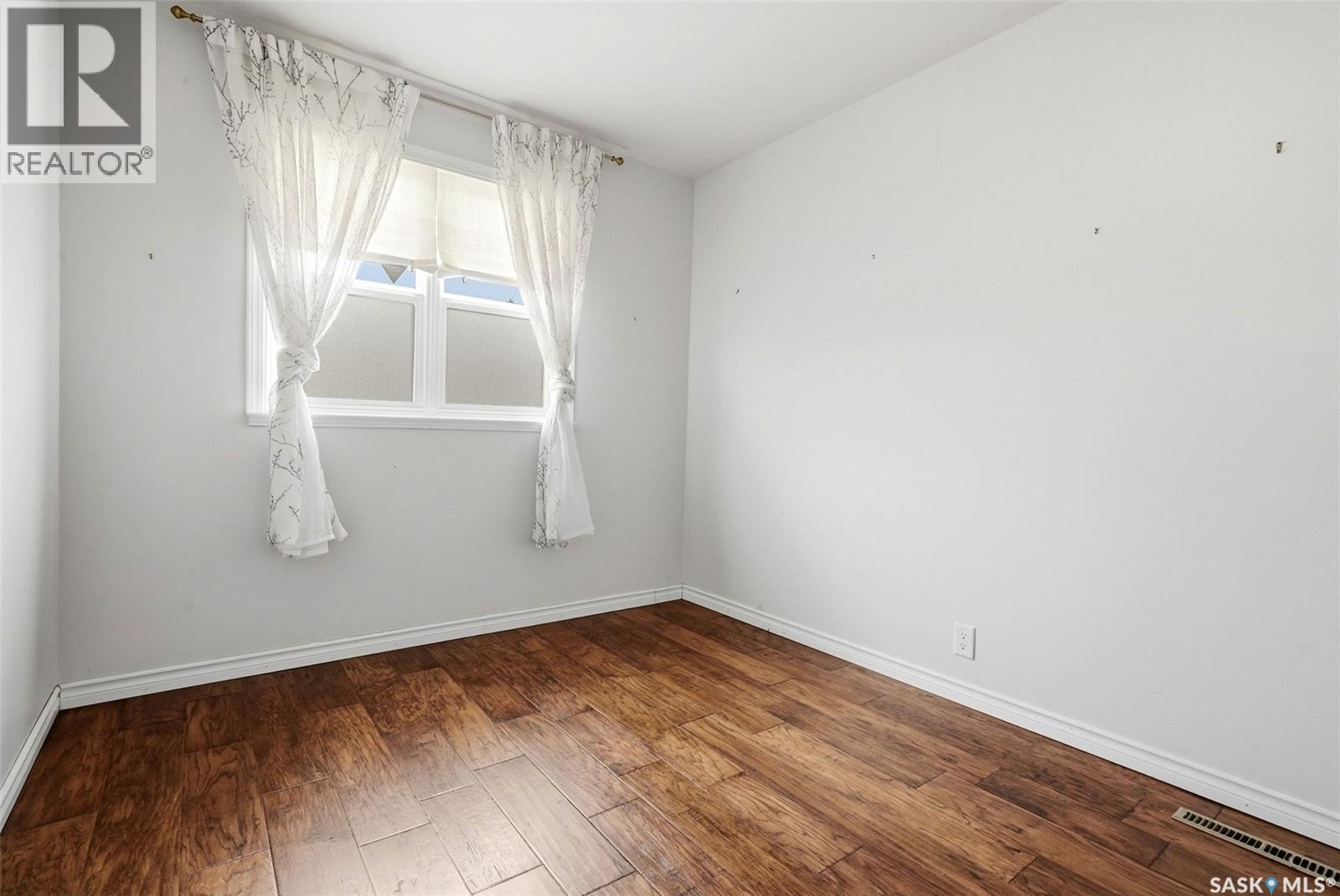 2068 Mcara STREET, Regina — photo 16