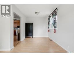Dining room - 2068 Mcara Street, Regina, SK S4N2V6 Photo 7