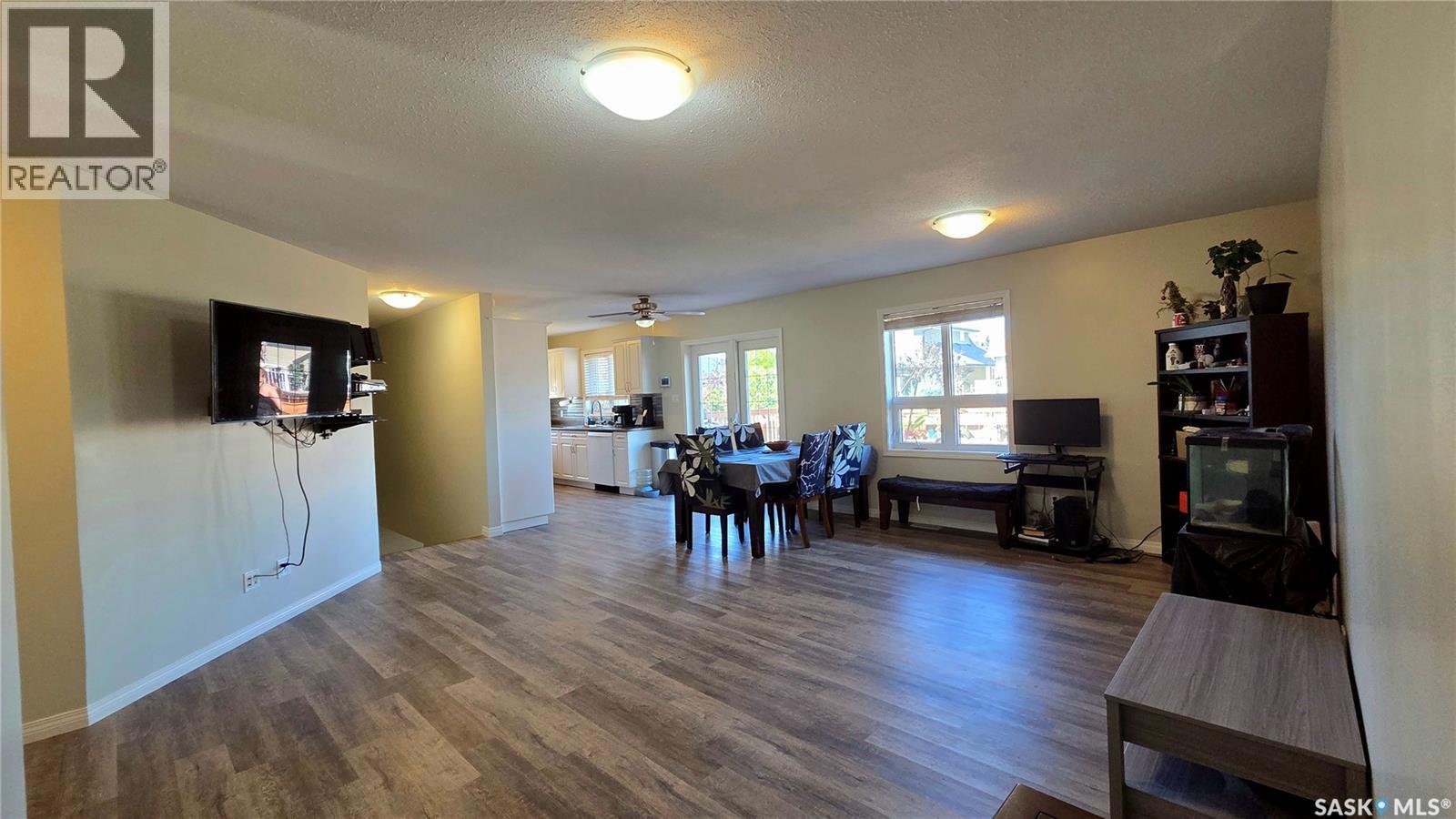 10305 Hock AVENUE, North Battleford — photo 5