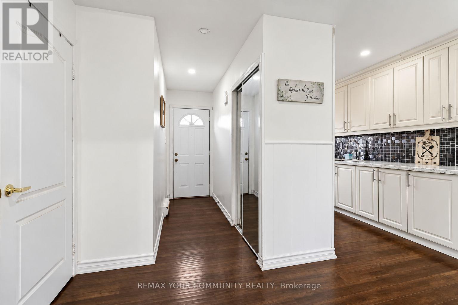 Photo of 11 GRANTBROOK COURT