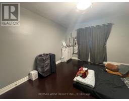 Upper - 25 Coronado Court, Toronto, ON M9M1S6 Photo 14