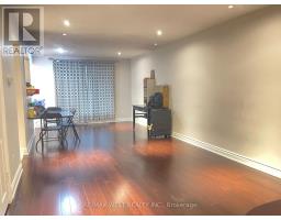 Upper - 25 Coronado Court, Toronto, ON M9M1S6 Photo 17