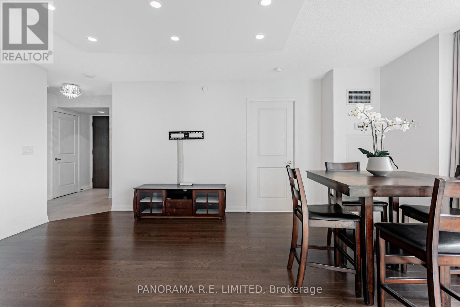 810 - 205 SHERWAY GARDENS ROAD, Toronto (Islington-City Centre West) — photo 4