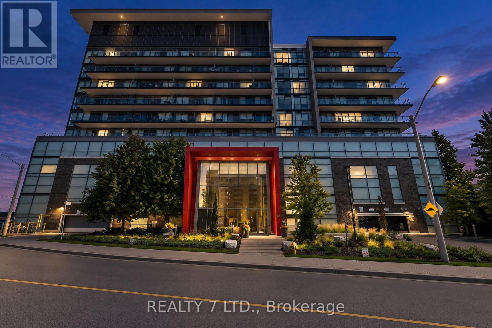 627 - 15 JAMES FINLAY WAY, Toronto (Downsview-Roding-CFB)