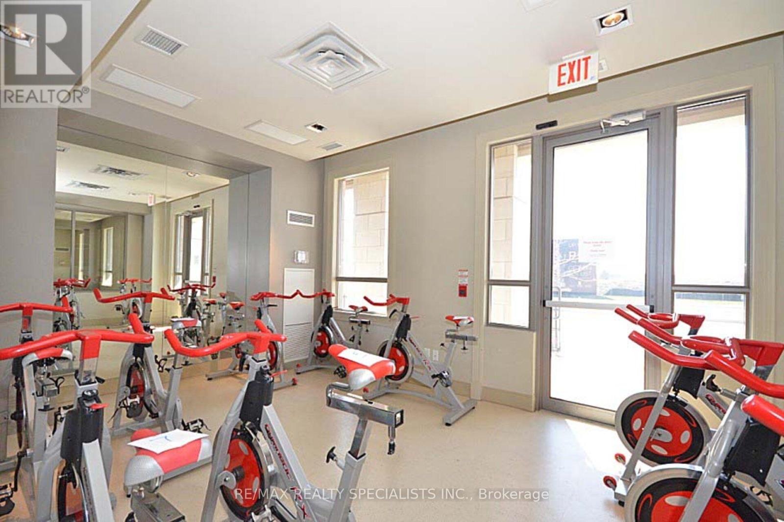 #406 388 PRINCE OF WALES DRIVE - Image 48