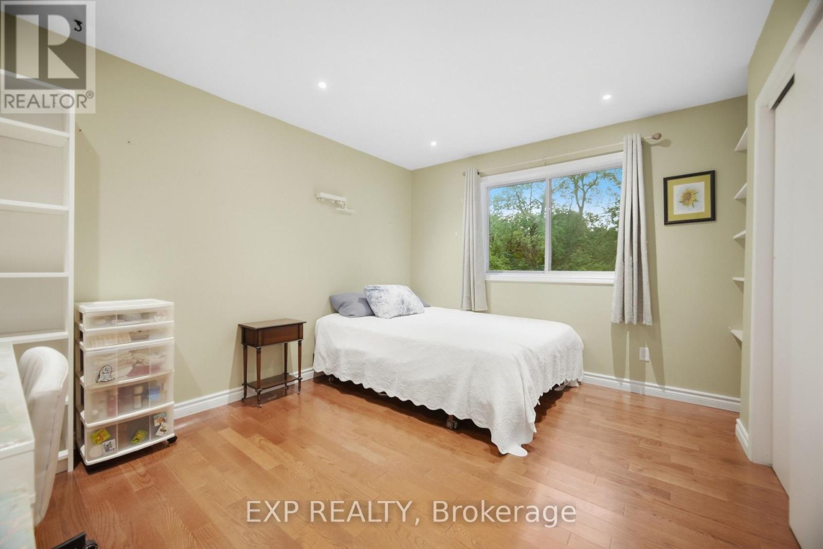14367 TRAFALGAR ROAD N - 19