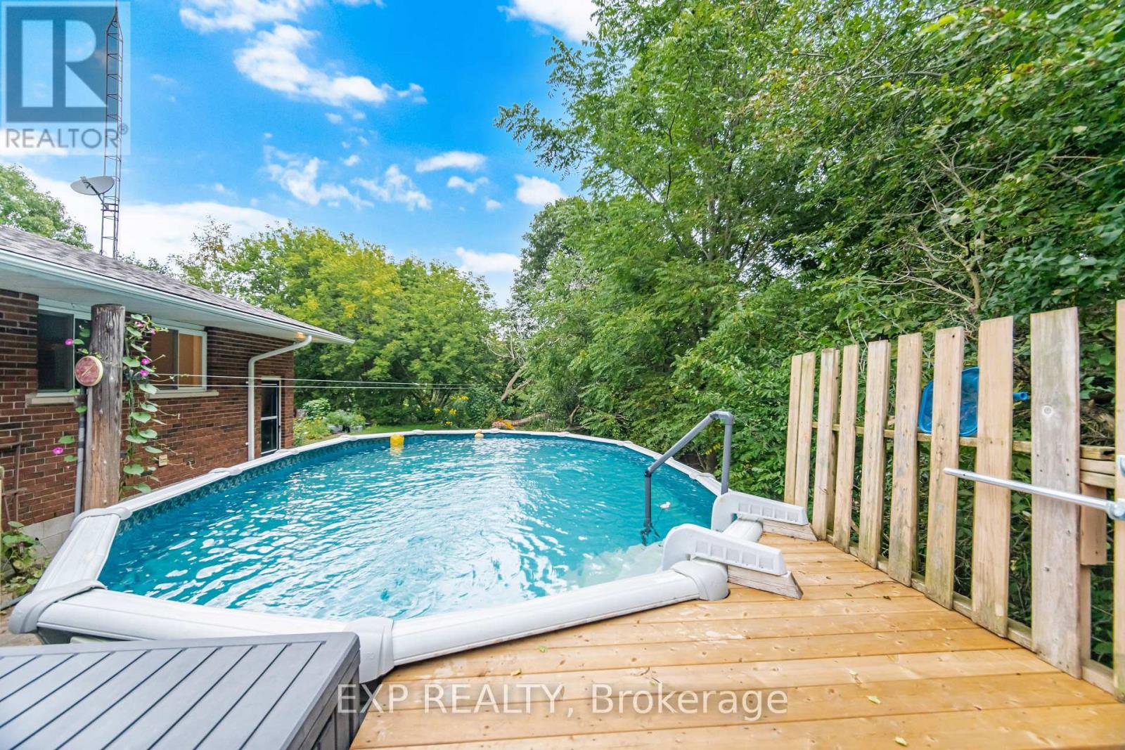 14367 TRAFALGAR ROAD N - 40