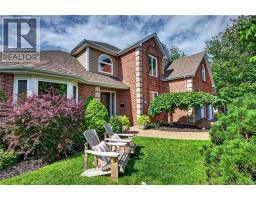 28 Basswood Court, photo 4