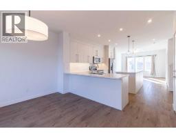 Living room - 74 Mallard Heath Se, Calgary, AB T3S0E4 Photo 14